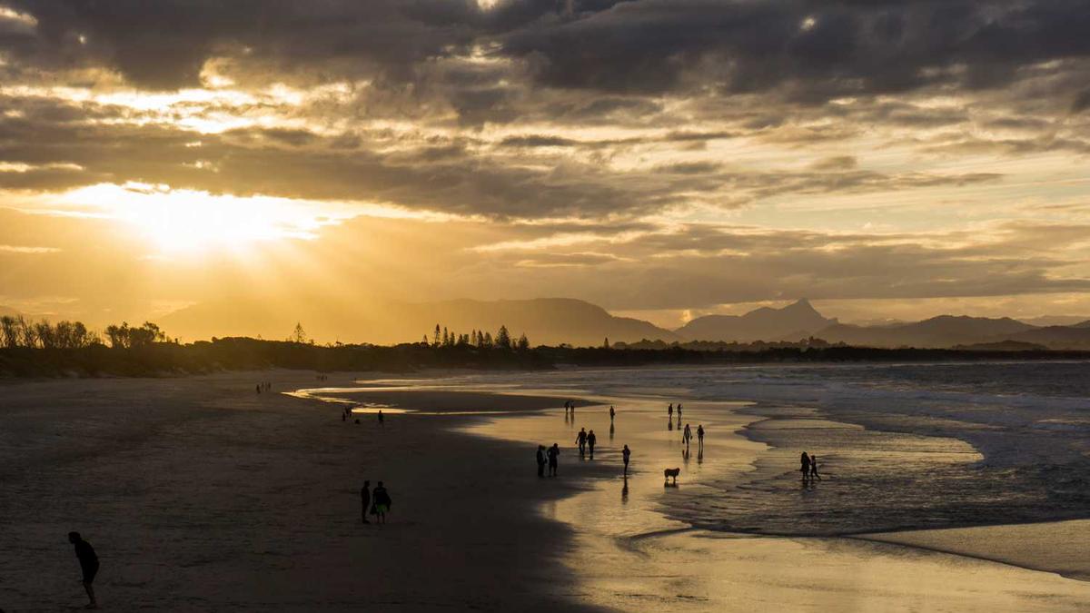 2022年“民法典进社区”主题活动总结十篇 - 宜宾中院召开法治化营商环境会